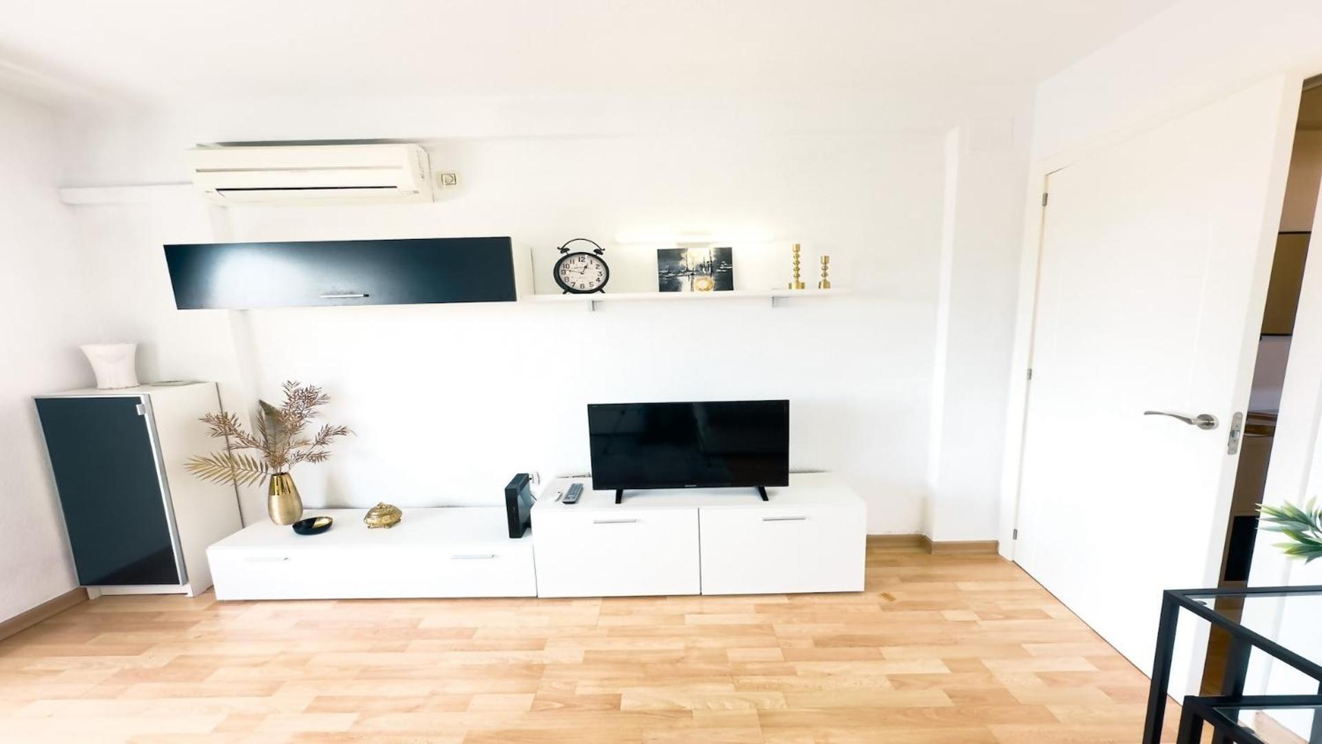 Comfy And Cozy Stay Piscis 贝纳尔马德纳 外观 照片